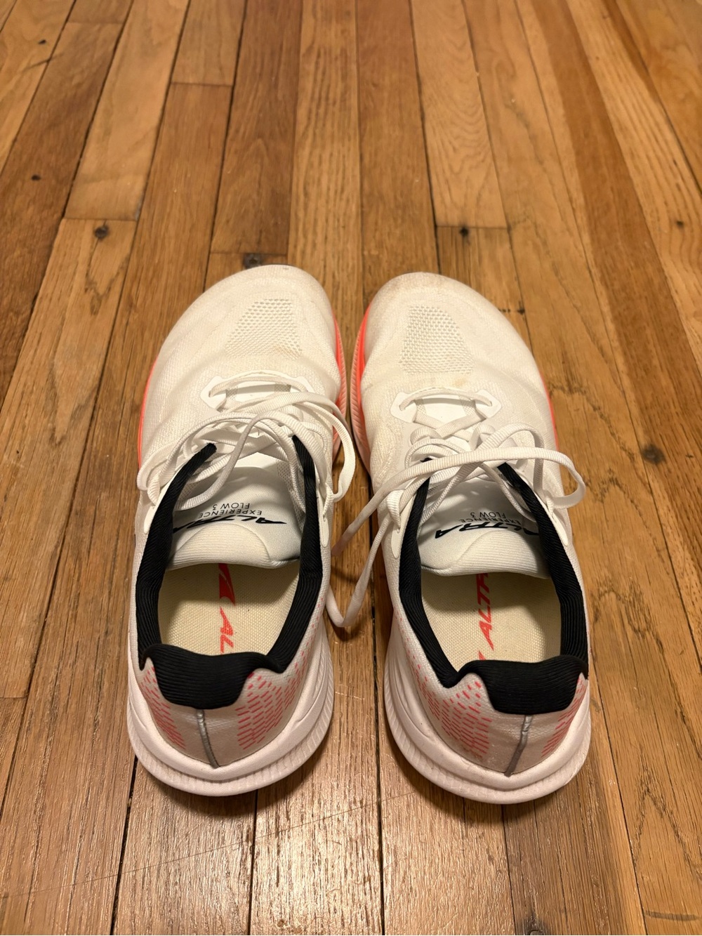 Men's Altra Experience Flow 3 in White/Coral